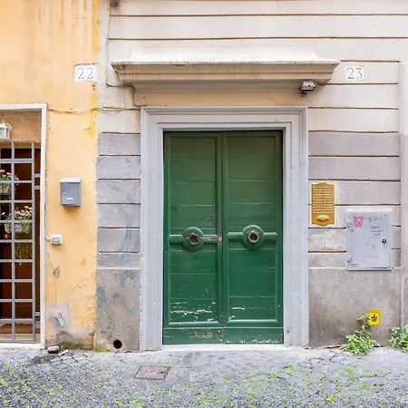 Attico Con Terrazza Privata Silenzioso Casa Mem Apartman