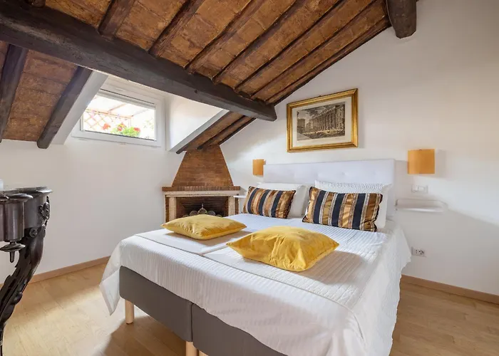 Διαμέρισμα Attico Con Terrazza Privata Silenzioso Casa Mem *