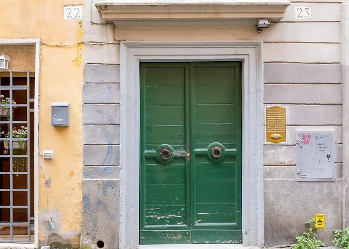 Attico Con Terrazza Privata Silenzioso Casa Mem شقة